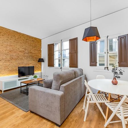 Sant Pau Ramblas Apartments Serennia Barcelona Bagian luar foto